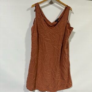 Universal standard dress